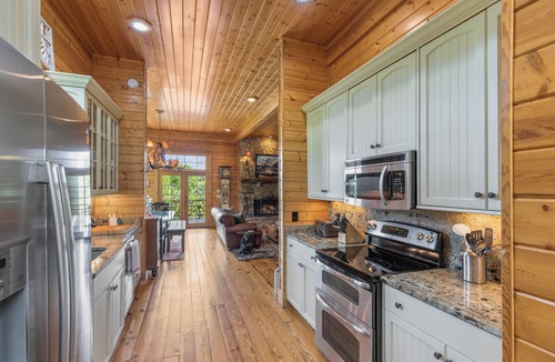 Cashiers House | Tree top is a 5-star mountain home with majestic views and easy lake access!