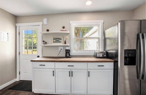 Greenville House | Tremendous 4-bedroom lake house in Greenville