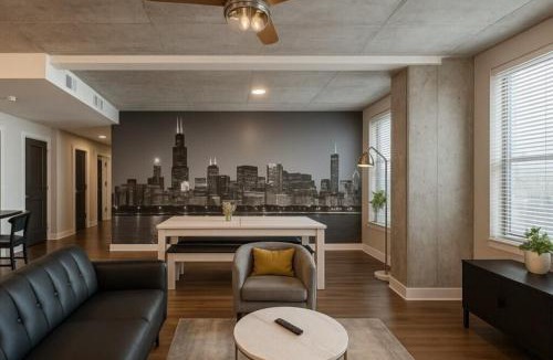 Five Points South Apartment | Trendy 3BR 3BA City Apt Pool and Ping Pong A5