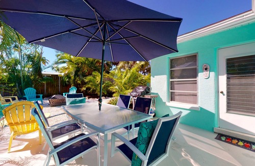 Englewood House | Tropical Oasis - Englewood Beach, FL.