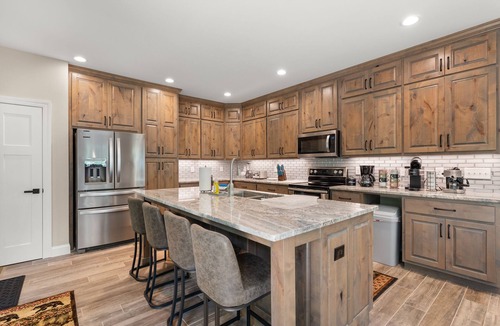 Cleveland House | Trout Stream Mountain Retreat: Easily Sleeps 10 w/Game Room & Hot Tub