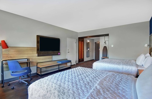 Downtown Springfield Hotel | Tru by Hilton Springfield Downtown