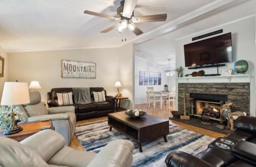 Whittier House | Twin Ponds Retreat-Pond Hot Tub Fire Pit Game Room Pet Friendly
