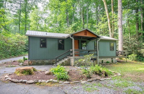 Maggie Valley Cabin | Twinbrook 8 Heritage