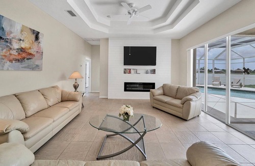 Englewood East Villa | Two Master suites, Two living rooms, awesome lake view enjoy Florida sunsets!