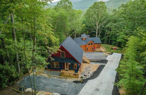 Fairview House | Two Modern Cabins Retreat Near Asheville