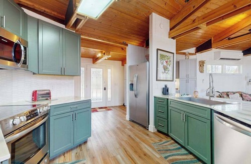 Franklin House | Two-story, dog-friendly home with two kitchens, central AC, & gas fireplaces