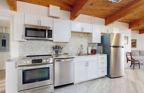 Franklin House | Two-story, dog-friendly home with two kitchens, central AC, & gas fireplaces