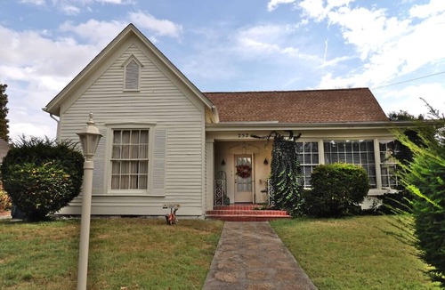 Madisonville House | Union Station Union Station