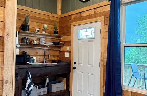 Jackson County Cabin | Unique 10-Acre Escape: Treehouse Studio, Fishing Ponds, Fire Pit, Pizza Oven