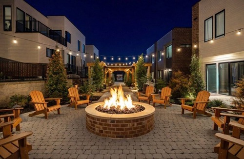 Historic Edgefield House | Unit 14 I Experience Noa Nashville | 5BR Luxury Retreat + Resort Pool