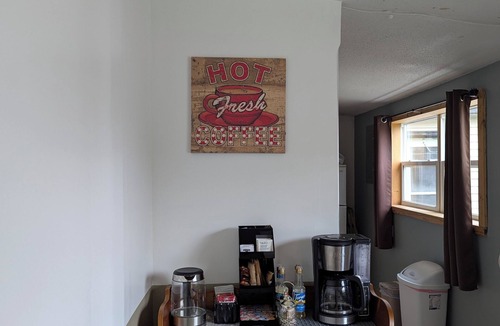 White Pine House | UP Adventure Basecamp with hot tub close to the Porcupine Mountains.