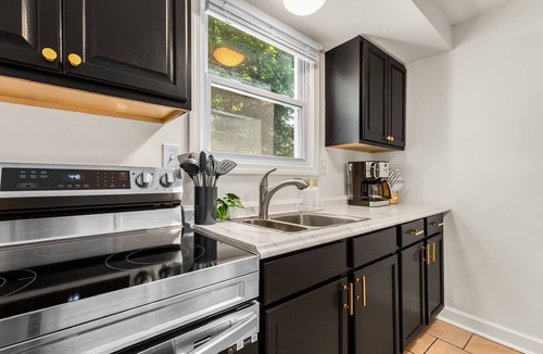 Plymouth House | Updated and Stylish 2BR Home with King Bed <1 mile to Downtown Plymouth!
