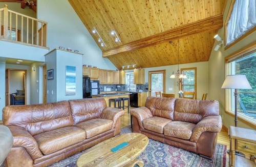Rosario House | Updated Eastsound Home with Stunning Mountain and Ocean Views