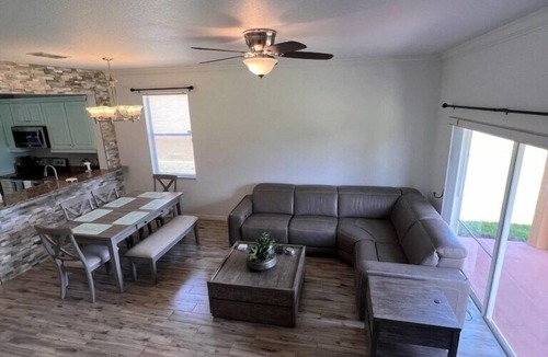 Wellington House | Upgraded Regal Palms Resort 4Bedroom Villa