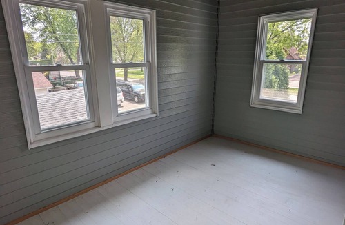 Chippewa Falls Apartment | Upper 2-bedroom apartment near down-town Chippewa Falls