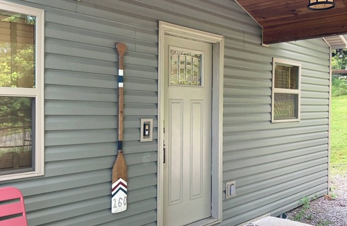 Smithville Cabin | Upscale CHL cabin with incredible year-round lake views - New Owners & Upgrades