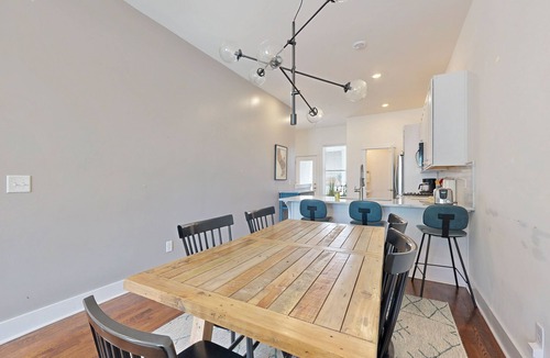 Hillsboro West End House | Upscale hideaway with rooftop deck - walk to Hillsboro Village & near downtown