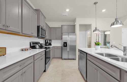 Four Corners House | Upstay Disney 5BR Movie Mansion—Windsor Cay Resort
