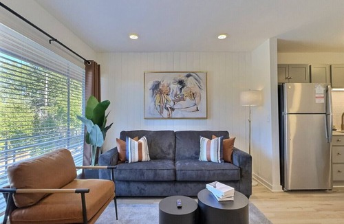 Crestline Heights Apartment | Urban Hideaway Near Downtown Hotspots