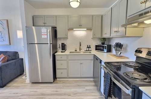 Crestline Heights Apartment | Urban Hideaway Near Downtown Hotspots