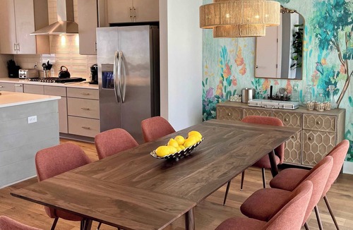 Nashville Villa | Urban Oasis | Rooftop Retreat + Private Parking
