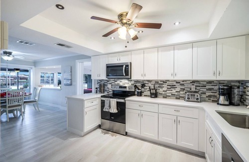 Pelican House | Villa Bimini