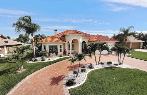 Pelican House | Villa Blue Dolphins