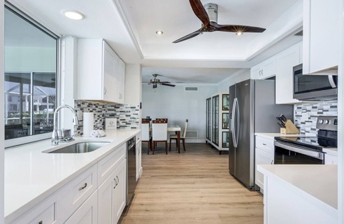 Yacht Club House | Villa Savoy