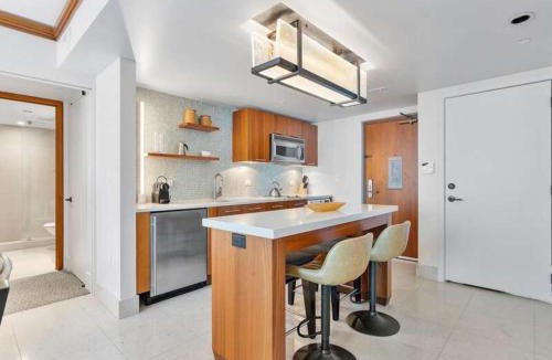 North Beach Apartment | Villa Seafoam