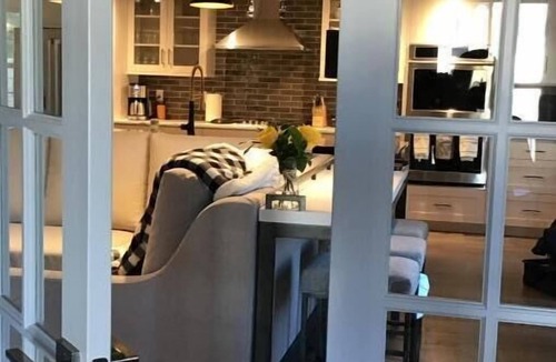 Simmonsville House | VIRGINIA TECH FAMILIES - 200 YEAR OLD FARMHOUSE