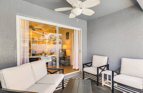 Clear Creek House | Visit Disney & Universal Parks! Group-Friendly Gem