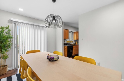 Maryland Heights House | Vivid Luxe Retreat: Luxury 2BR Townhouse