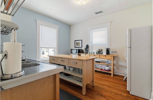 Downtown Chattanooga House | Walk & Chill - Southside, Sips, Choo Choo