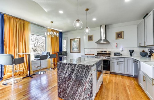 Norwood House | Walk to Amphitheater: Birmingham Retreat w/Games
