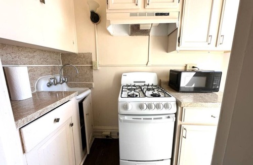Bay City Apartment | Walk to Downtown from Apt No. 11