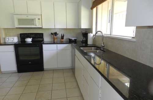 Baynard Oaks House | Walk to RBC Heritage course. Reduced winter Rates. Pet friendly, pool.