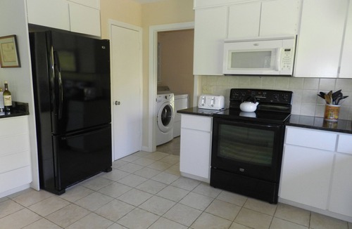 Baynard Oaks House | Walk to RBC Heritage course. Reduced winter Rates. Pet friendly, pool.