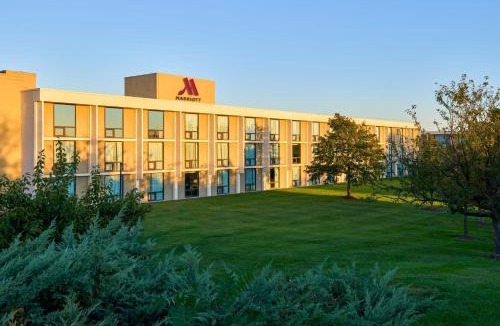 Dulles Hotel | Washington Dulles Airport Marriott