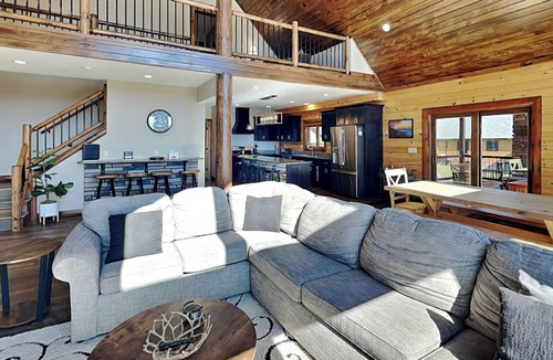 McHenry Cabin | Water & Mountain Retreat by Taylor Made Deep Creek