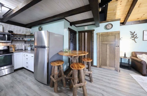 Ella House | Waterfront Cabin w/Wildlife & Fire Pit