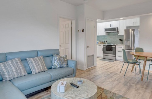 Coral Ridge House | Waterfront | Heated pool | Dock Access | Your Own Resort | SaltAire Key | RESlDENCES