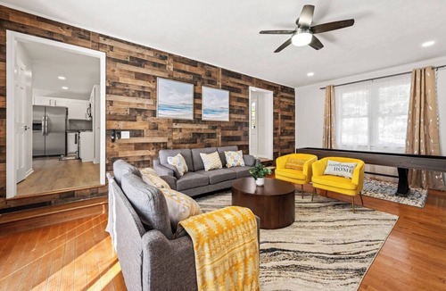 Royal Pines House | Waterfront, Hot Tub, Barrel Sauna, Theater, GameRm