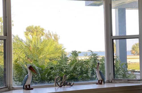 Grant-Valkaria House | Waterfront Paradise Found! 1/2 acre Pets Welcome!