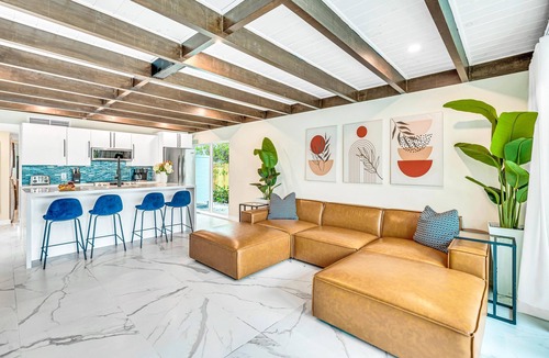 Coral Ridge House | Waterfront Residence/Heated Pool/grand outdoor/Lime Key