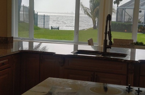 Jensen Beach House | WELCOME, GUESTS! Island Retreat-Intercoastal home with views- close to beaches