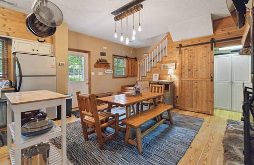Sloans Valley Cabin | Welcome to Charming Get-A-Way – Your Ultimate Escape!