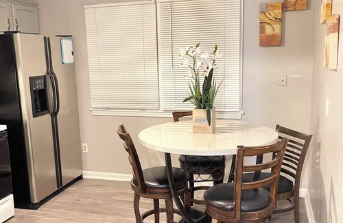 Algonquin House | Welcome to Cheerful House