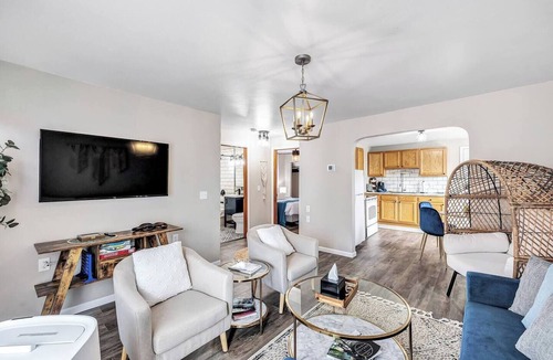 Algoma Apartment | Welcome to The Steele Magnolia! Completely renovated 2 bed/1ba plus bonus pull out futon couch. We are located directly across the street from Von Stiehl Winery and are just a few minutes walk to Crescent Beach!