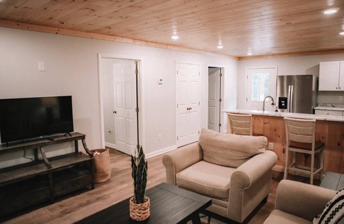 Buchanan House | Welcoming 2-bedroom River Retreat house in charming Buchanan, Tn!
